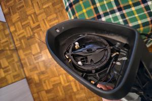 specchietto destro con manovella golf 8 