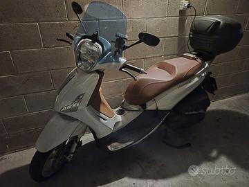 Scooter Piaggio Beverly 350