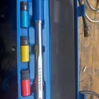 Chiave dinamometrica con bussole con rivestimento