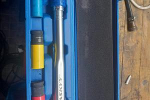 Chiave dinamometrica con bussole con rivestimento