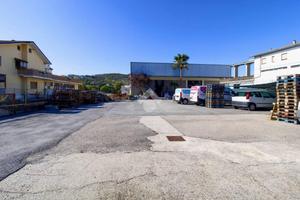 MAGAZZINO A TORTORETO