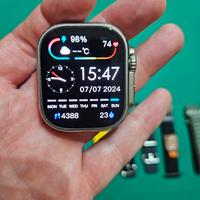 Smartwatch (stile Apple Watch Ultra)