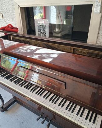 pianoforte Petrof
