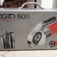 Filettatrice elettrica portatile 