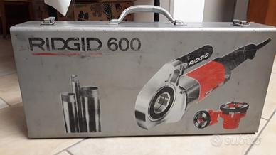 Filettatrice elettrica portatile 