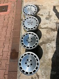 Cerchi in lega mercedes 190e