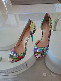 Scarpa alta elegante 