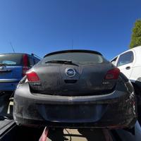 Ricambi portellone posteriore opel astra j