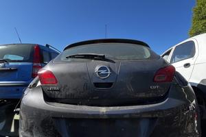 Ricambi portellone posteriore opel astra j