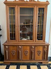 Cristalliera + tavolo e sedie