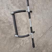 Barra per trazioni da porta o barra multifunzione