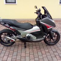 Honda Integra 750 Sport