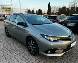 TOYOTA AURIS ADATTAMENTI DISABILI 1.8 IBRIDA