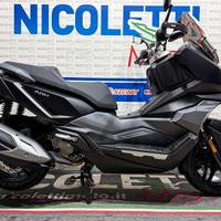 Scooter Sym Adx 300 E5+ Nero Opaco tua a soli €102