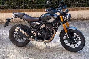 Triumph 400x scrambler