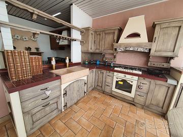 Cucina Classica Rosti in muratura - Nuova