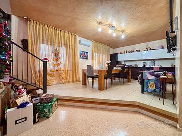 VILLA SINGOLA A SAN GIOVANNI LUPATOTO