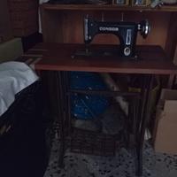 Macchina da Cucire Condor con Mobiletto