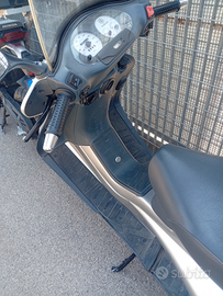 Scooter piaggio hexagon 250