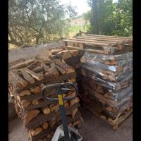 LEGNA di quercia secca sia a ballette che alla rin