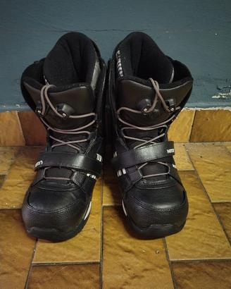 scarponi snowboard nitro 38 e 2/3