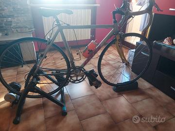 bici da corsa+rulli e scarpe