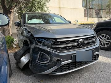 Volkswagen T-Roc 2022 43mila Km incidentata