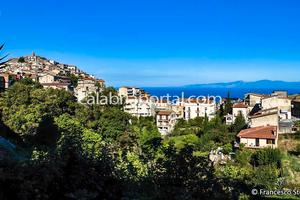 Trilocale ammobiliato con garage