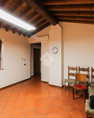UFFICIO A CAZZAGO SAN MARTINO
