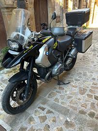 BMW GS 1200 TRIPLE BLACK