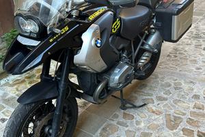 BMW GS 1200 TRIPLE BLACK