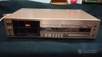 TEAC V70C STEREO CASSETTE DECK
