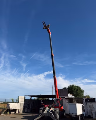Sollevatore Telescopico Haulotte