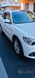 Alfa Romeo Stelvio 2.2. 190 rwd tetto panoramico