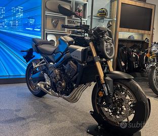 Honda CB650 R E-CLUTCH MY25