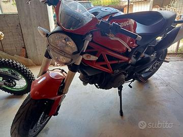 Ducati Monster 796