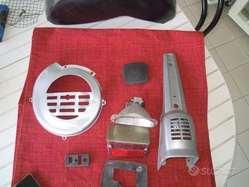 Vespa 50+90 Ricambi vari + Marmitta nuova
