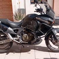 Honda Varadero 1000 del '99 iscritta FMI  epoca