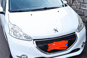 peugeot  1.2 vti 82 cv allure