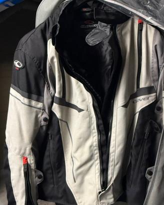 Giacca e pantalone moto CLOVER
