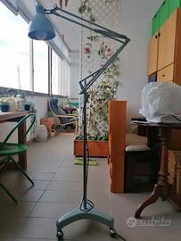 lampada da terra naska Loris