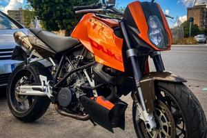 KTM SUPER DUKE 990