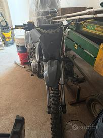 Pit bike