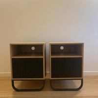 comodini Deghi in legno cannettato rovere e nero