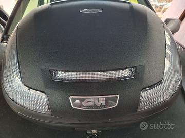 bauletto universale givi con tutti gli accessori 