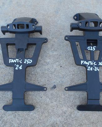 Porta targa fantic XE 125 250 2021 2024