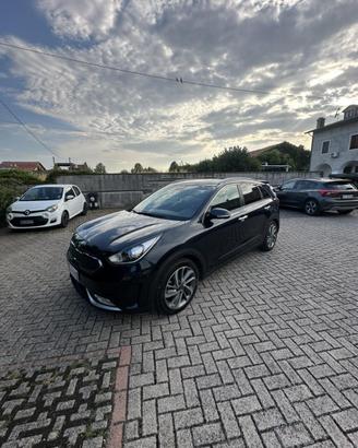 Kia Niro Full Hybrid in GARANZIA CON 69k km!