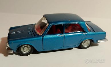 Automodello Simca 1500