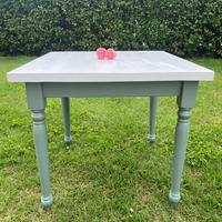 Pezzo unico: tavolo shabby chic quadrato !