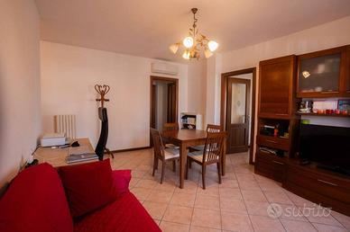 Appartamento di 100 m² con 3 locali e box auto dop